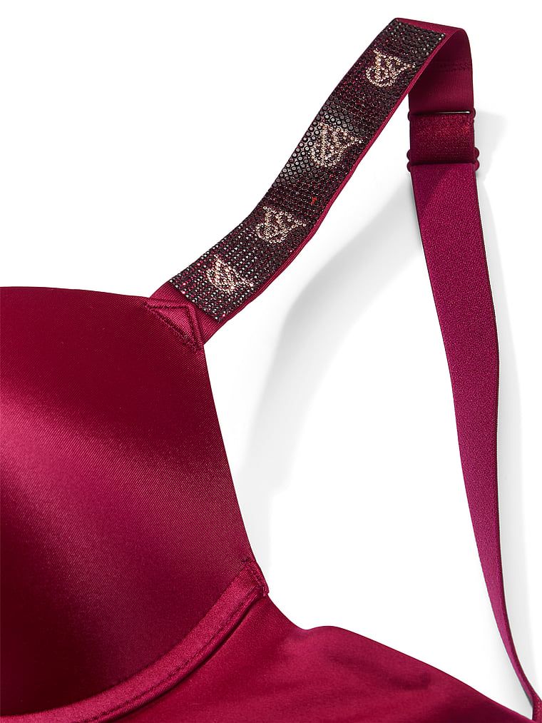 Na zdjęciu widoczny jest detal, zbliżenie na biustonosz push-up Shine Strap.