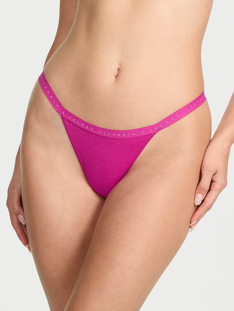 Stringi bawełniane Stretch Cotton. Produkt ma kolor różowy i pochodzi z kolekcji Victoria's Secret. 
