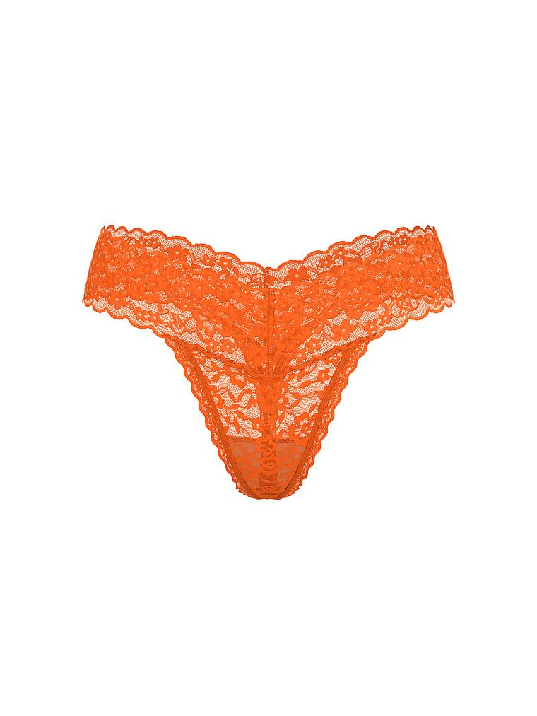 Stringi koronkowe Blossom. Produkt ma kolor czerwony i pochodzi z kolekcji Lacie. 