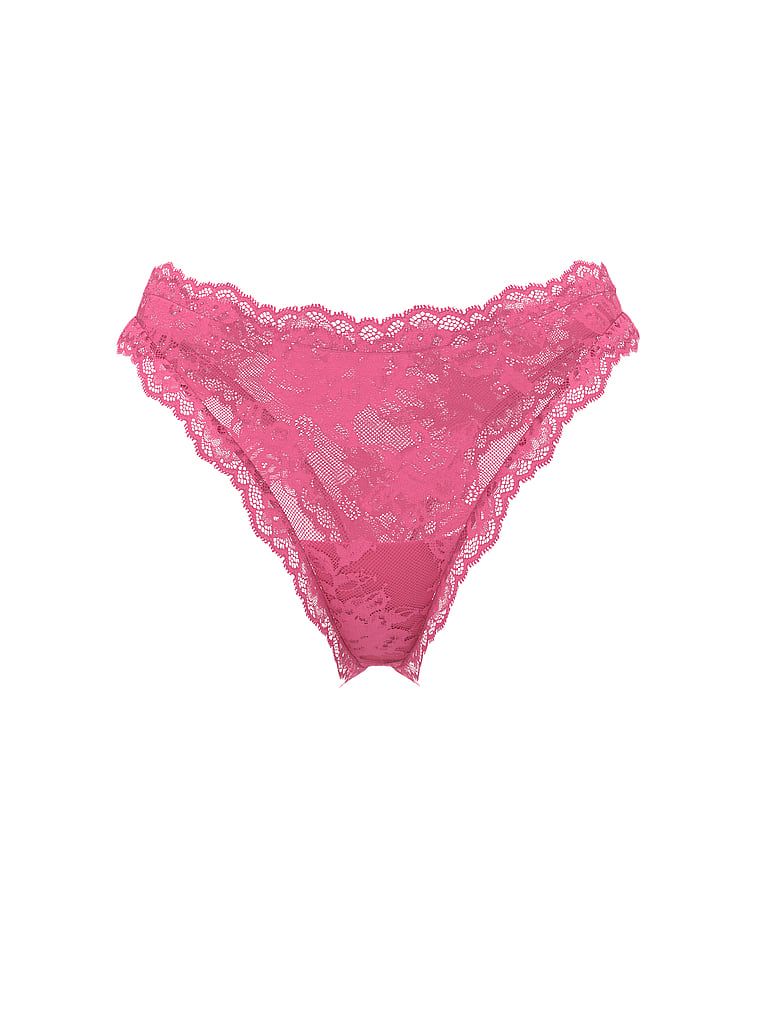 Stringi koronkowe z wysoko wyciętymi nogawkami Rose Lace. Produkt jest wielokolorowy i pochodzi z kolekcji Very Sexy. 