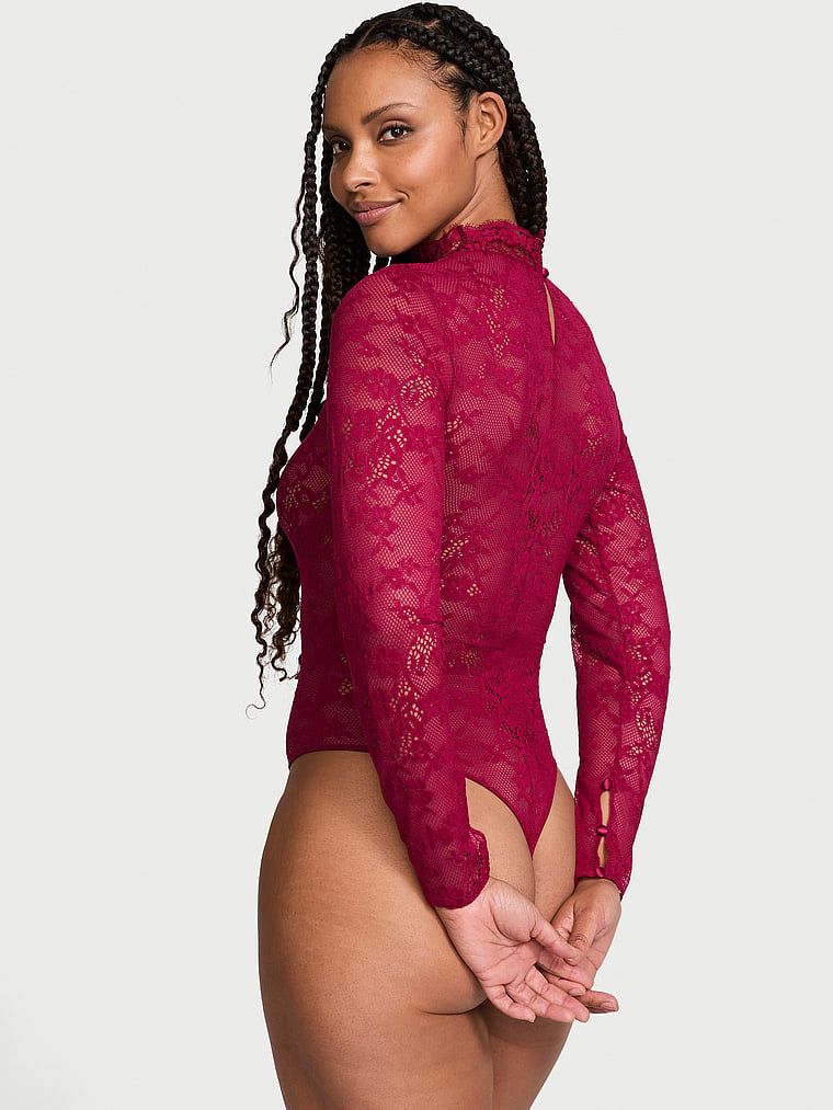 Body koronkowe. Produkt ma kolor czerwony i pochodzi z kolekcji Very Sexy. 