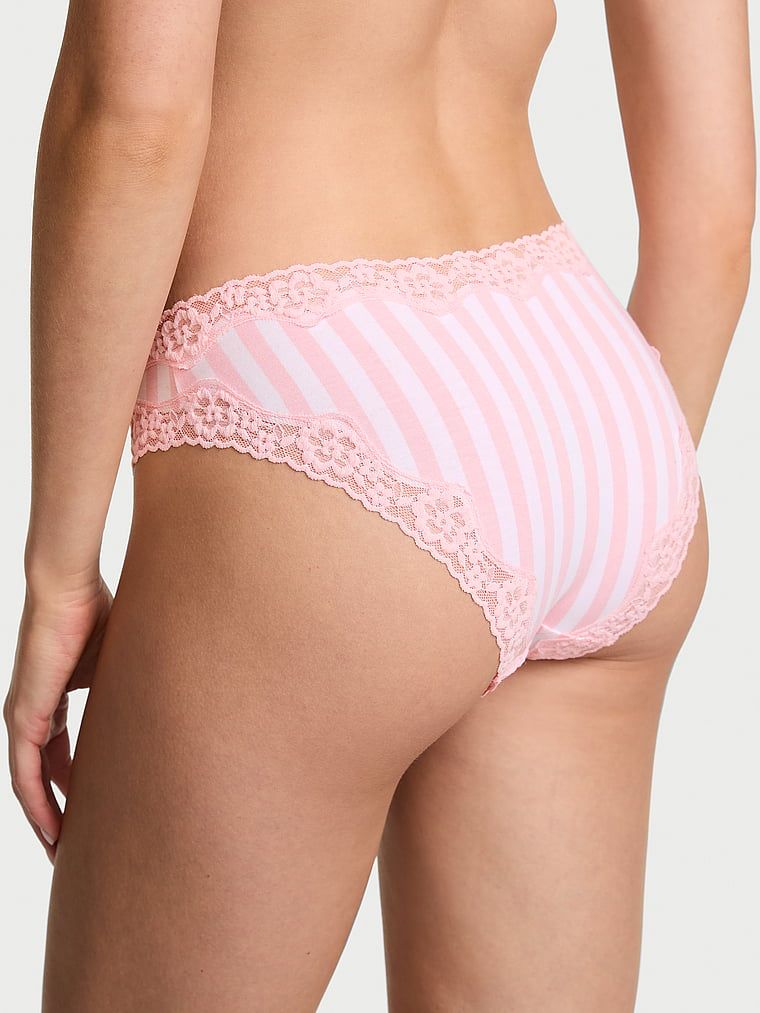 Majtki bawełniane z koronką Lace-Trim Bikini. Produkt jest wzorzysty i pochodzi z kolekcji Lace Trim. 