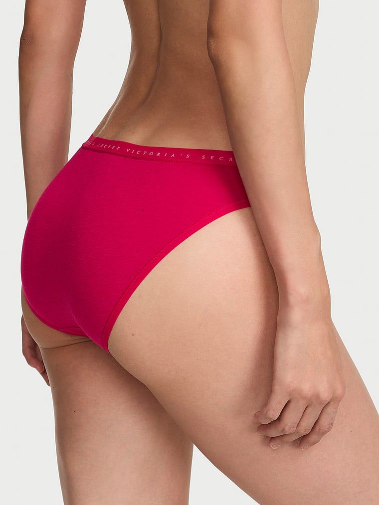 Majtki bawełniane Bikini. Produkt ma kolor różowy i pochodzi z kolekcji Victoria's Secret. 