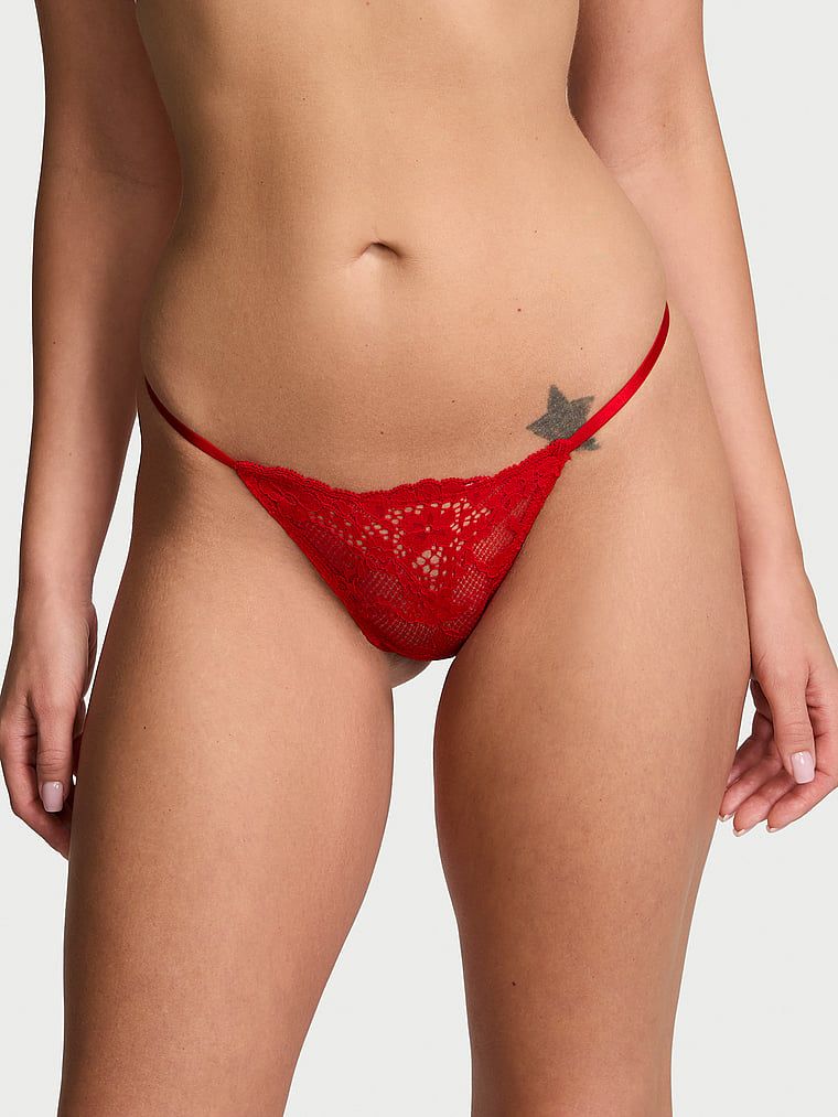 Stringi koronkowe Twinkle Bow. Produkt ma kolor czerwony i pochodzi z kolekcji Dream Angels. 