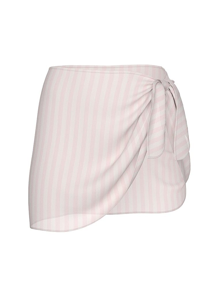 Okrycie na biodra na plażę Mini Sarong Iconic Stripe. Produkt jest wzorzysty i pochodzi z kolekcji Victoria's Secret Swim. 