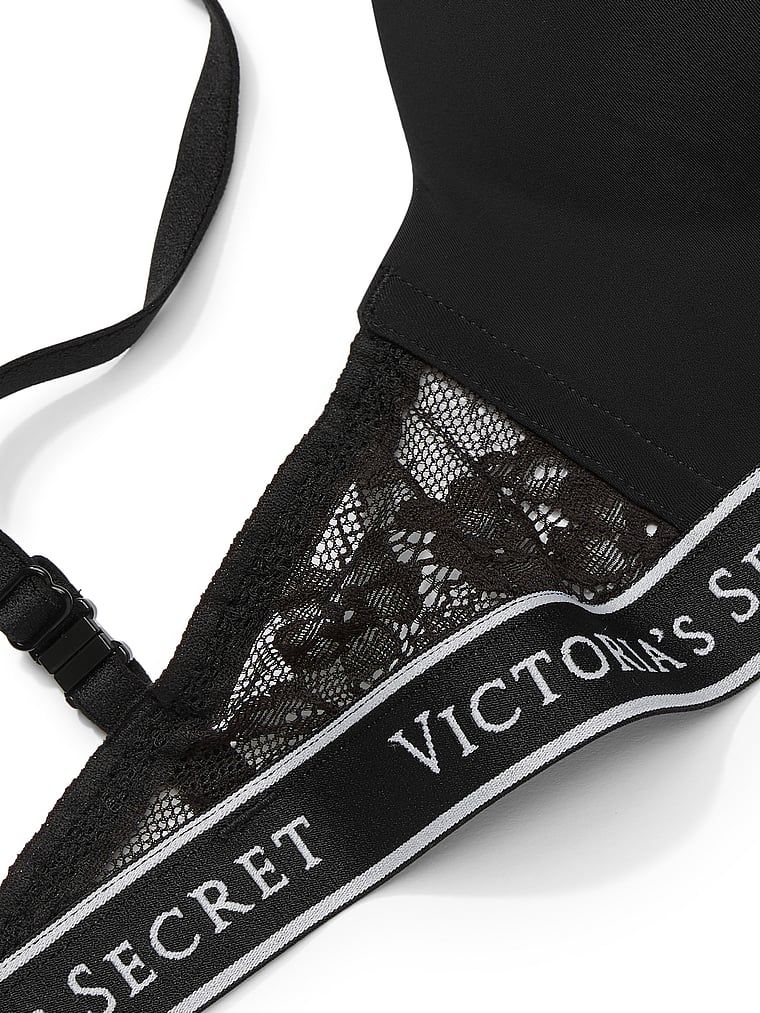 Na zdjęciu widoczny jest detal, zbliżenie na biustonosz lekko usztywniany bez fiszbin z koronką Wireless Lace-Trim.