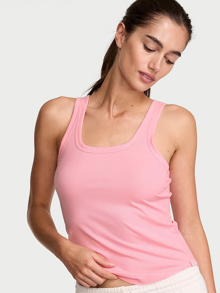 Angel Essentials Top z modalu VS Iconic 