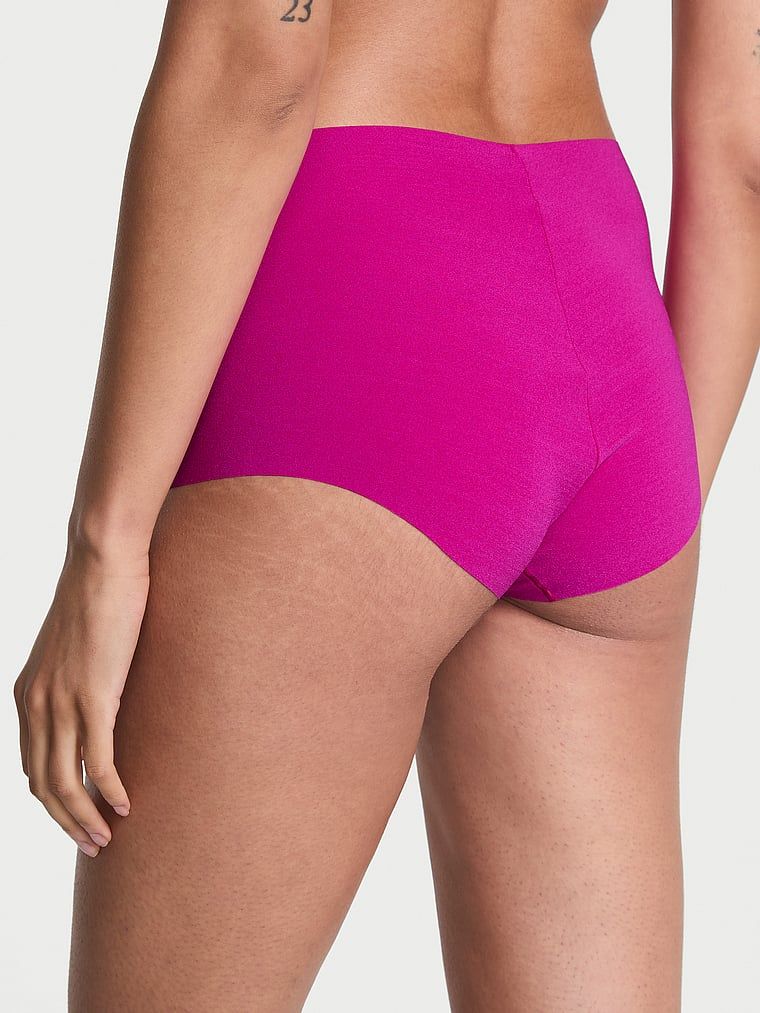 Majtki bezszwowe figi z wysokim stanem No-Show. Produkt ma kolor purpurowy i pochodzi z kolekcji No-Show. 