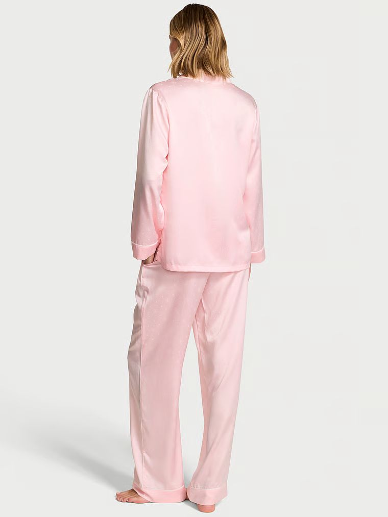 Piżama satynowa błyszcząca z długimi rękawami Glazed Satin. Produkt ma kolor różowy i pochodzi z kolekcji Victoria's Secret. 