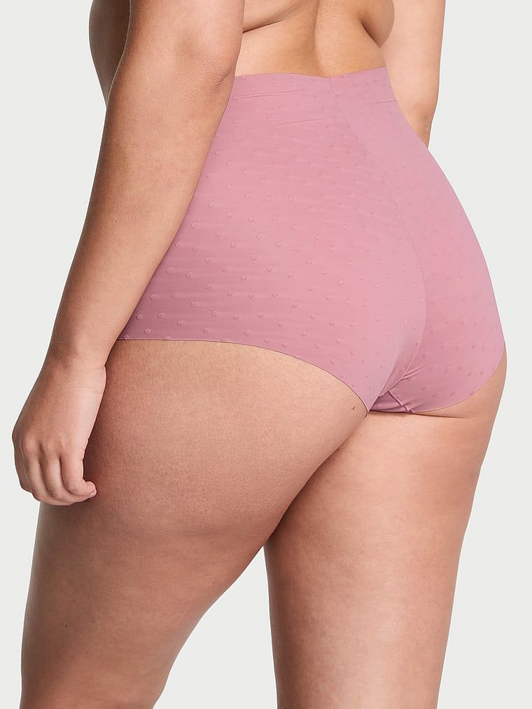 Majtki bezszwowe figi z wysokim stanem No-Show. Produkt ma kolor różowy i pochodzi z kolekcji Body by Victoria. 
