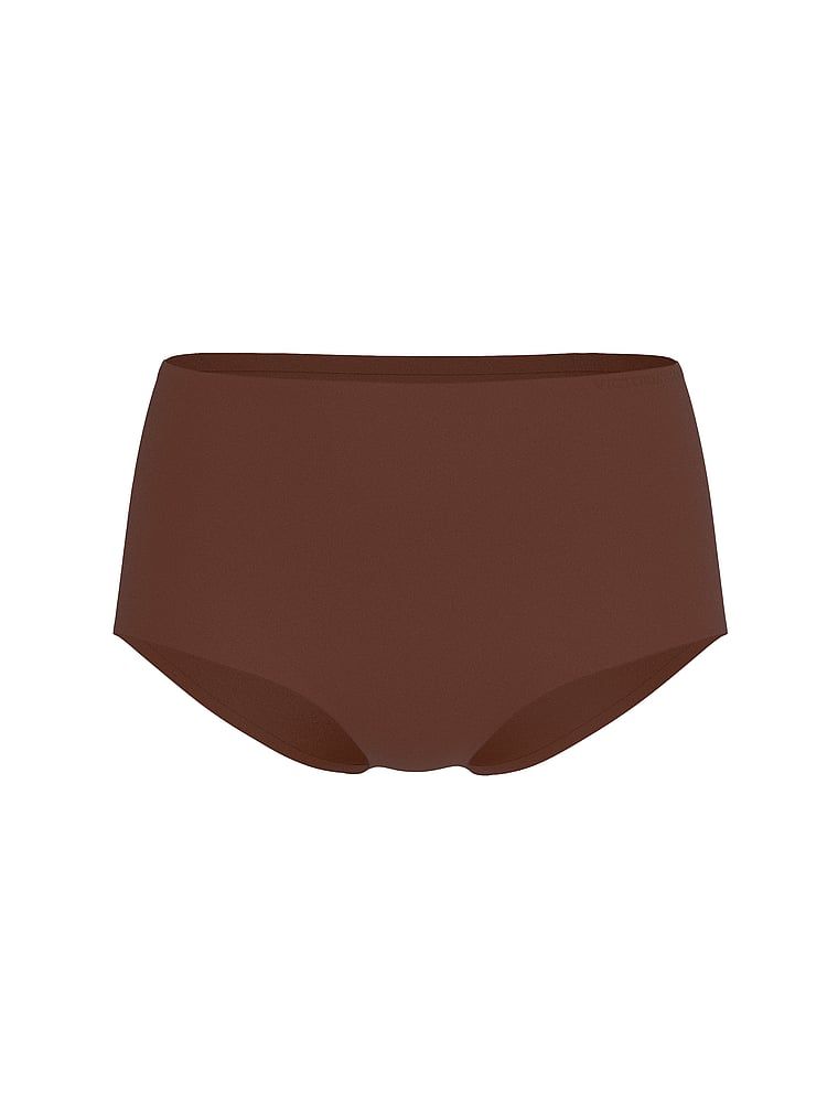 Majtki figi z wysokim stanem Flex. Produkt ma kolor brązowy i pochodzi z kolekcji Body by Victoria. 