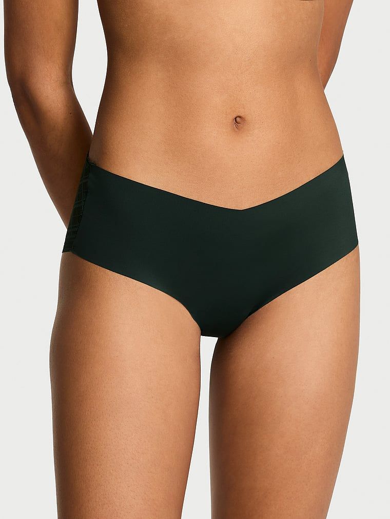 Majtki z siateczką w kratkę z tyłu No-Show Plaid Mesh Cheeky. Produkt ma kolor zielony i pochodzi z kolekcji No-Show. 