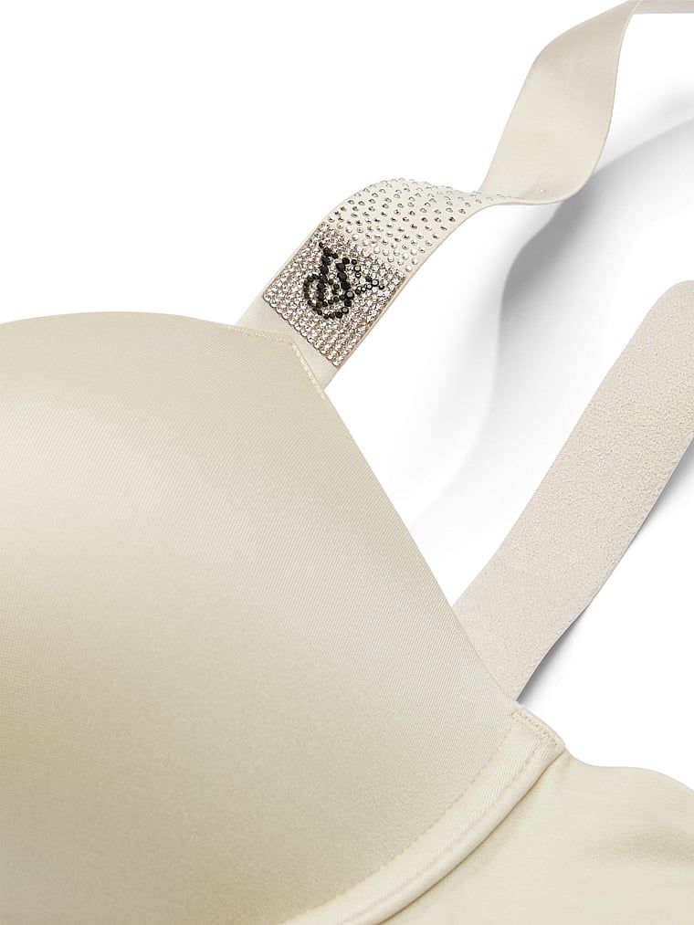 Na zdjęciu widoczny jest detal, zbliżenie na biustonosz push-up z błyszczącymi paseczkami Scattered Shine Strap.