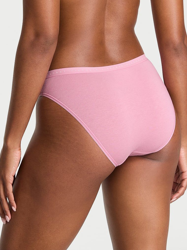 Majtki bawełniane Bikini. Produkt ma kolor różowy i pochodzi z kolekcji Victoria's Secret. 