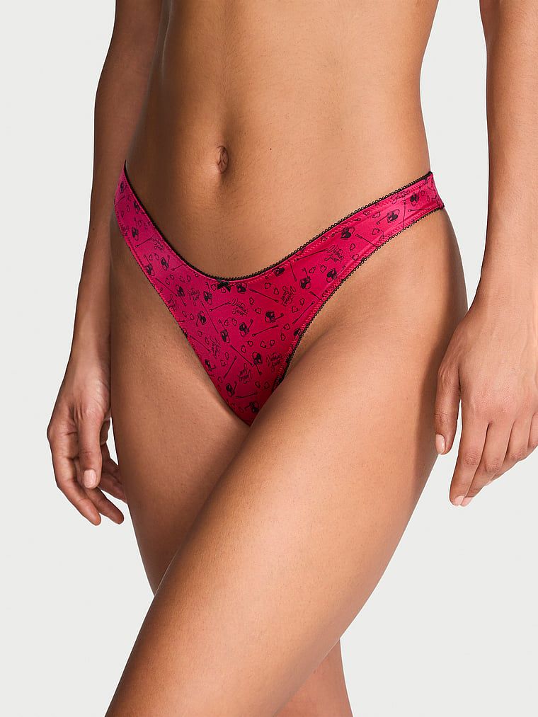 Stringi z wysoko wyciętymi nogawkami Smooth Micro. Produkt jest wzorzysty i pochodzi z kolekcji Very Sexy. 