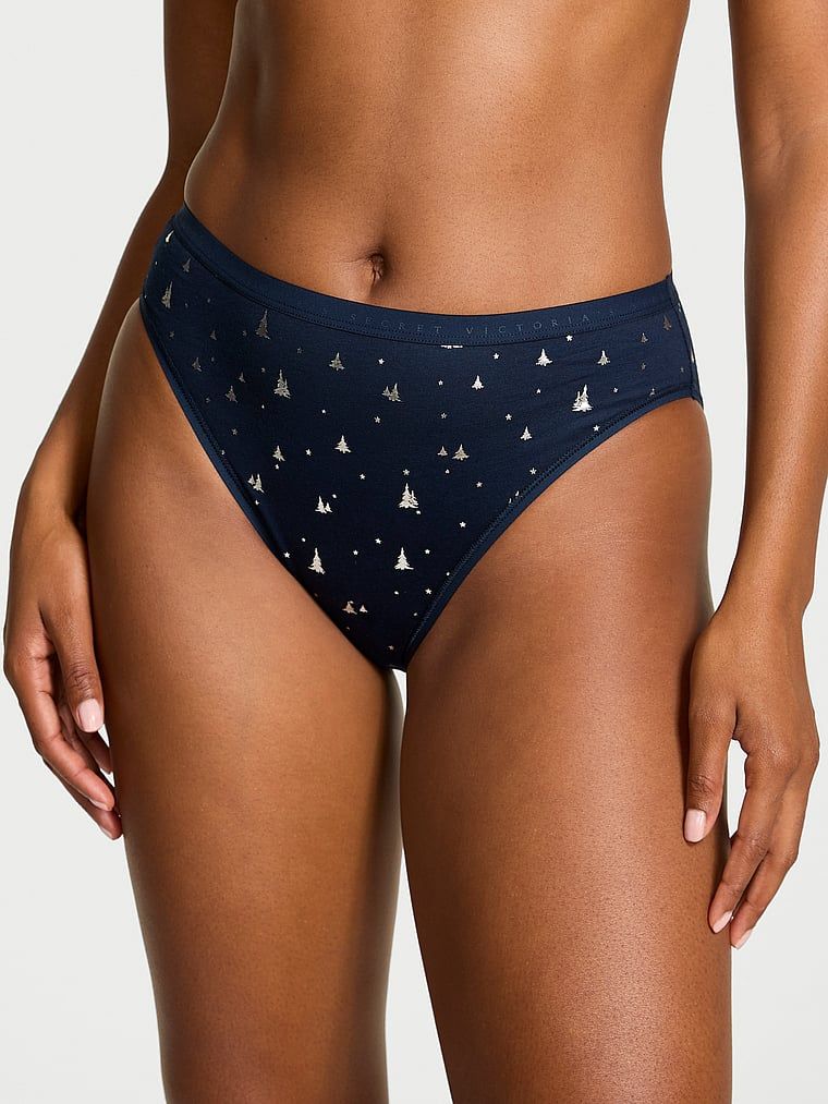 Majtki bawełniane figi z wysoko wyciętymi nogawkami High-Leg Brief. Produkt jest wzorzysty i pochodzi z kolekcji Victoria's Secret. 
