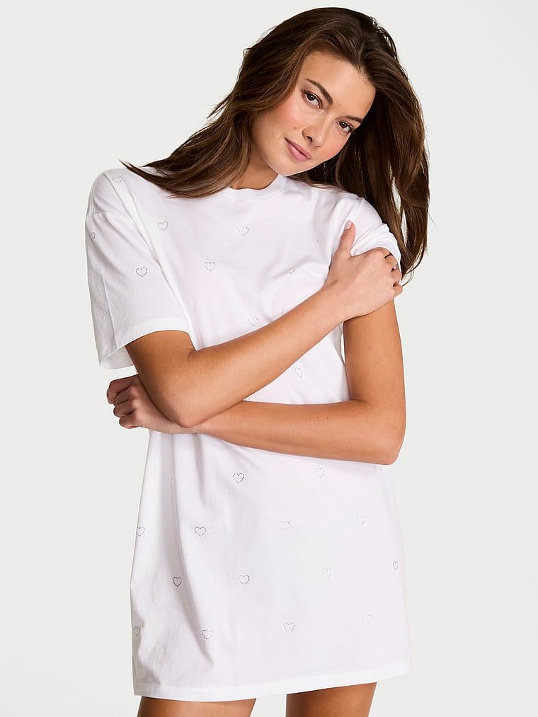 T-shirt bawełniany do spania oversize. Produkt ma kolor biały i pochodzi z kolekcji Victoria's Secret. 