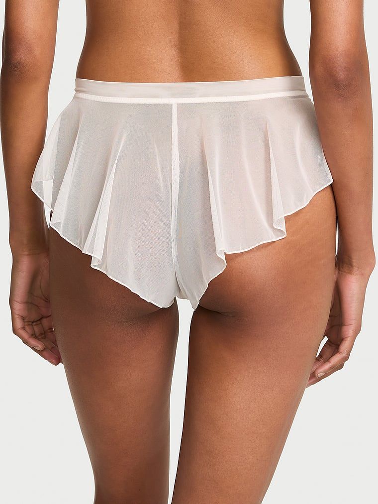 Majtki brazyliany z falbankami Lace Mesh. Produkt ma kolor biały i pochodzi z kolekcji Dream Angels. 