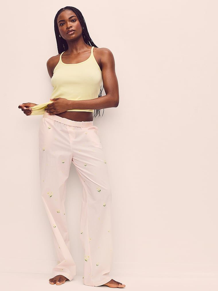 Spodnie od piżamy bawełniane Mix & Match Heritage. Produkt ma wzór kwiatowy i pochodzi z kolekcji Victoria's Secret. 