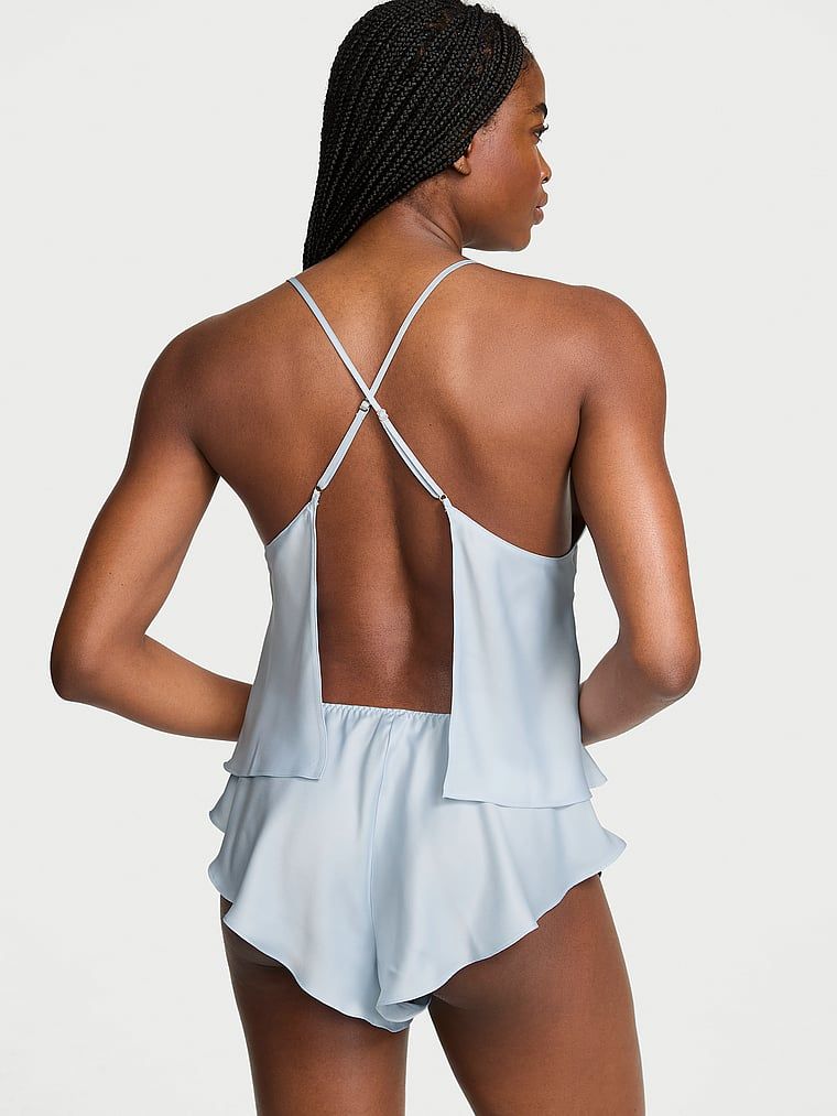 Zestaw satynowy do spania Cami Set. Produkt ma kolor niebieski i pochodzi z kolekcji Victoria's Secret. 