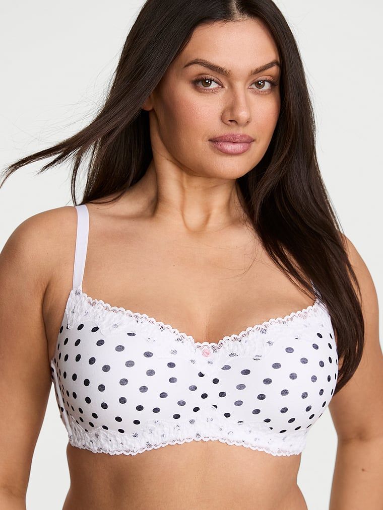 Biustonosz lekko usztywniany bawełniany Lace-Trim. Produkt jest wzorzysty i pochodzi z kolekcji T-shirt. 