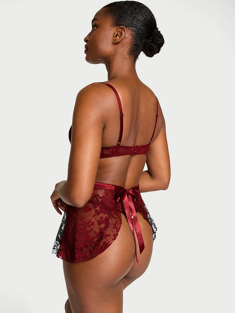 Dream Angels Fartuszek koronkowy i stringi Wicked Twinkle