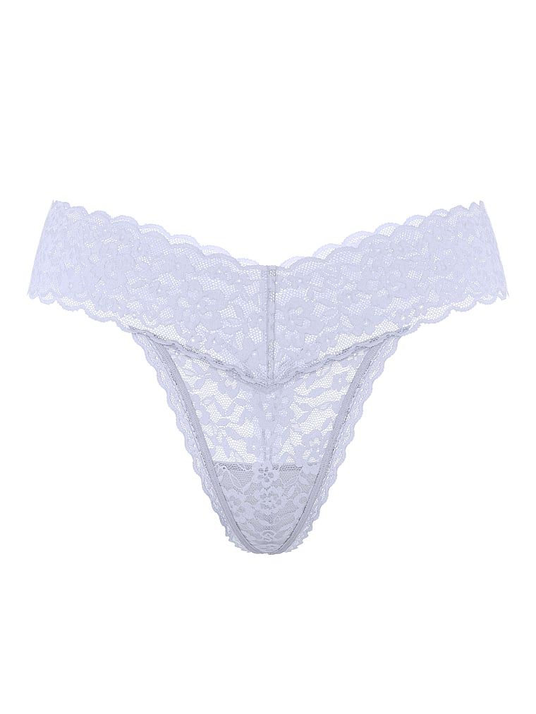 Stringi koronkowe Lace. Produkt ma kolor purpurowy i pochodzi z kolekcji Lacie. 