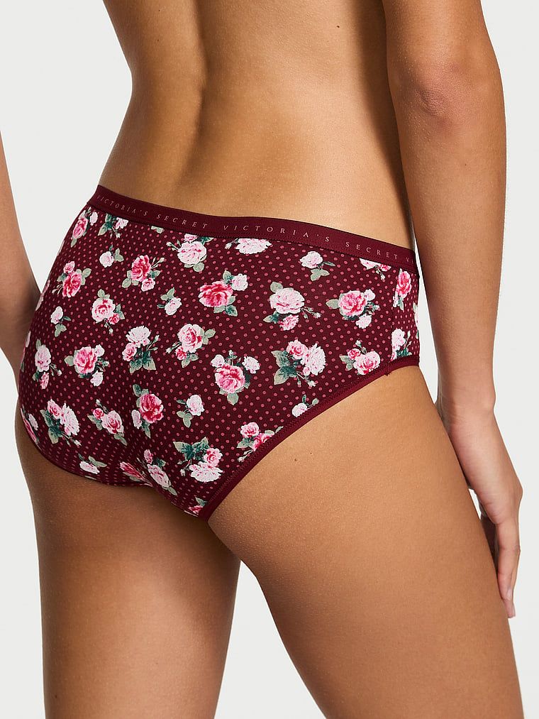 Majtki bawełniane Hiphugger. Produkt ma kolor kwiatowy i pochodzi z kolekcji Body by Victoria. 