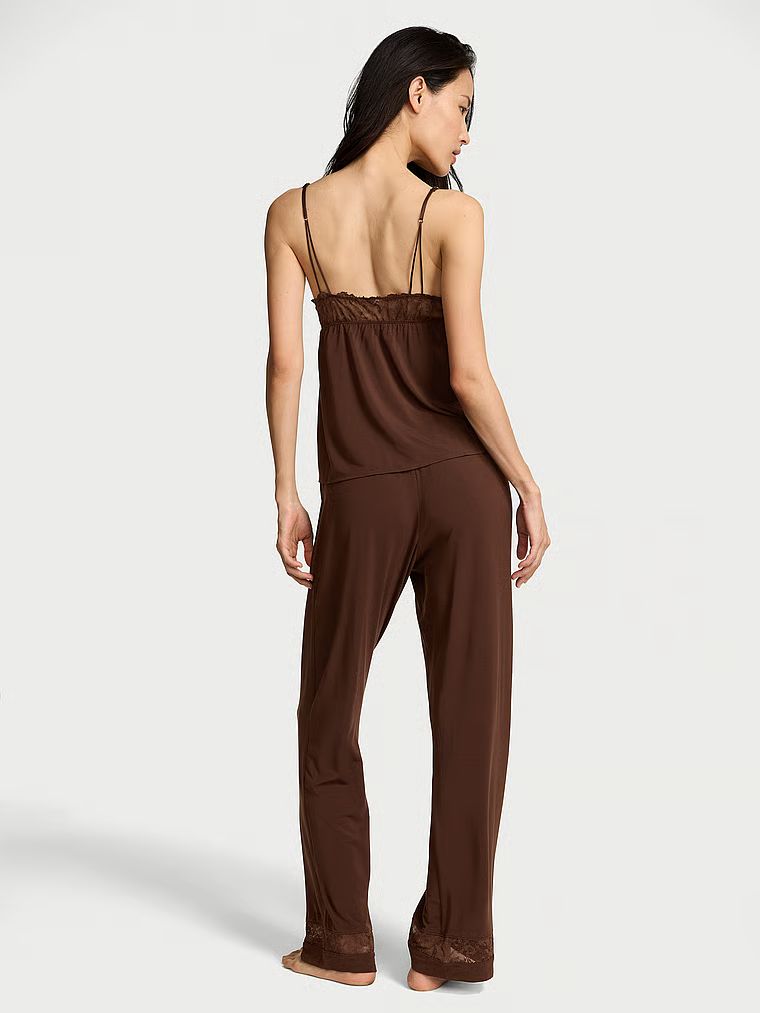 Piżama z modalu - bluzka na ramiączkach i długie spodnie SoSoft. Produkt ma kolor brązowy i pochodzi z kolekcji Victoria's Secret. 