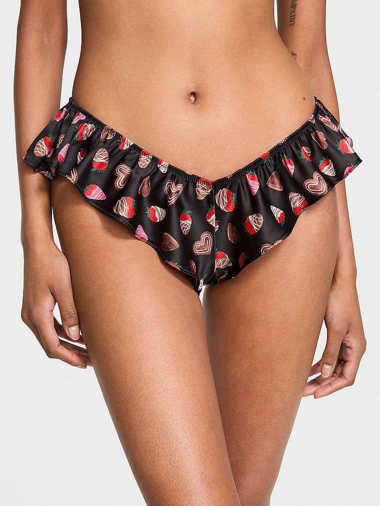 Majtki z falbankami Satin Flutter Cheeky. Produkt jest wzorzysty i pochodzi z kolekcji Very Sexy. 