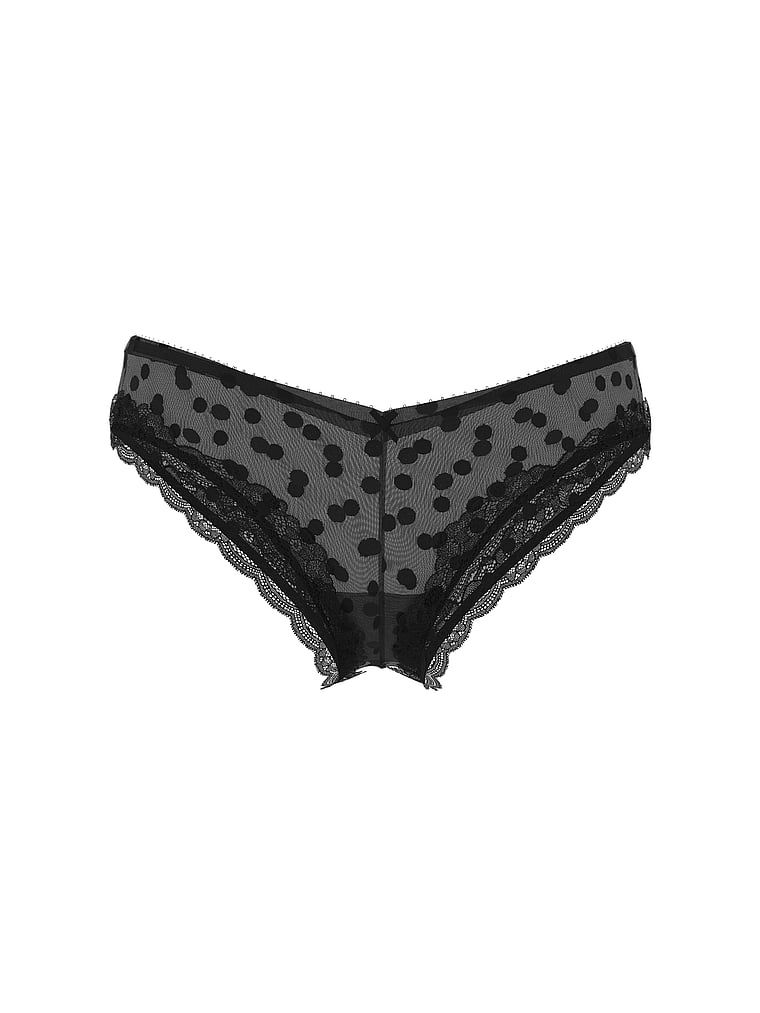 Majtki z siateczki w kropki z wysoko wyciętymi nogawkami Tease Sheer Dot Cheeky. Produkt jest wzorzysty i pochodzi z kolekcji Victoria's Secret. 