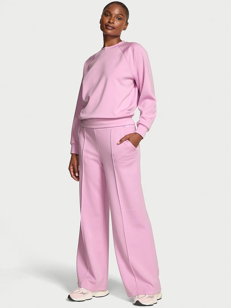 Zestaw dresowy - bluza i spodnie VSX Winter Featherweight. Produkt ma kolor purpurowy i pochodzi z kolekcji VSX. 