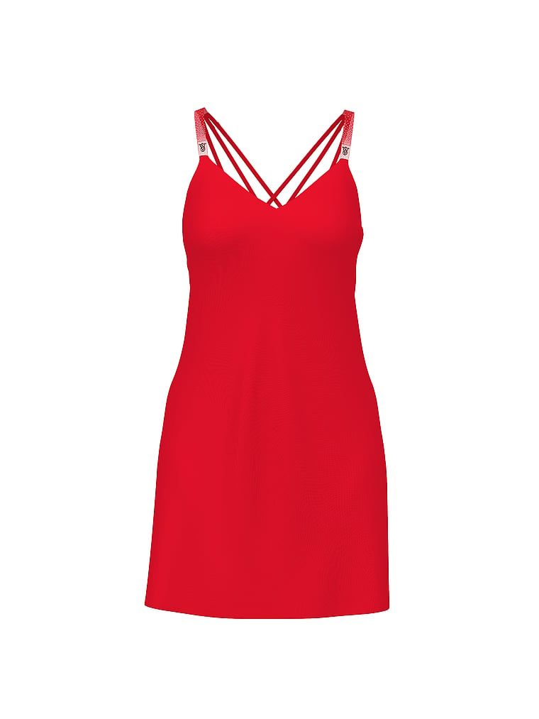 Koszulka nocna satynowa z błyszczącymi ramiączkami Scattered Shine Strap Slip. Produkt ma kolor czerwony i pochodzi z kolekcji Very Sexy. 