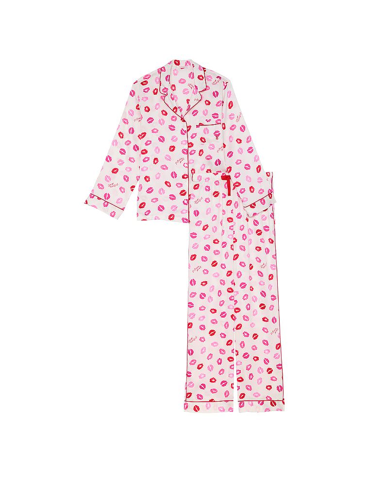 Satynowa piżama z długim rękawem. Produkt ma kolor wzorzysty i pochodzi z kolekcji Victoria's Secret. 