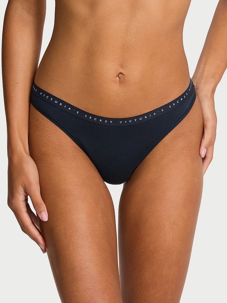 Stringi bawełniane High-Leg Scoop. Produkt ma kolor niebieski i pochodzi z kolekcji Victoria's Secret. 