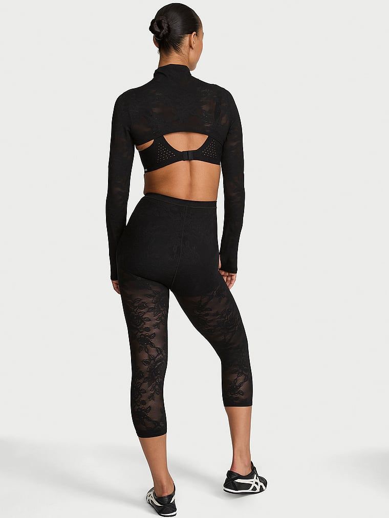 Legginsy rybaczki z koronką VSX Elevate RoseFlex. Produkt ma kolor czarny i pochodzi z kolekcji VSX. 