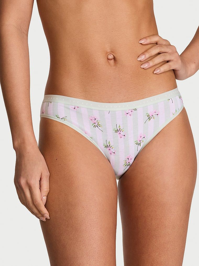 Majtki bawełniane Bikini. Produkt jest wzorzysty i pochodzi z kolekcji Victoria's Secret. 