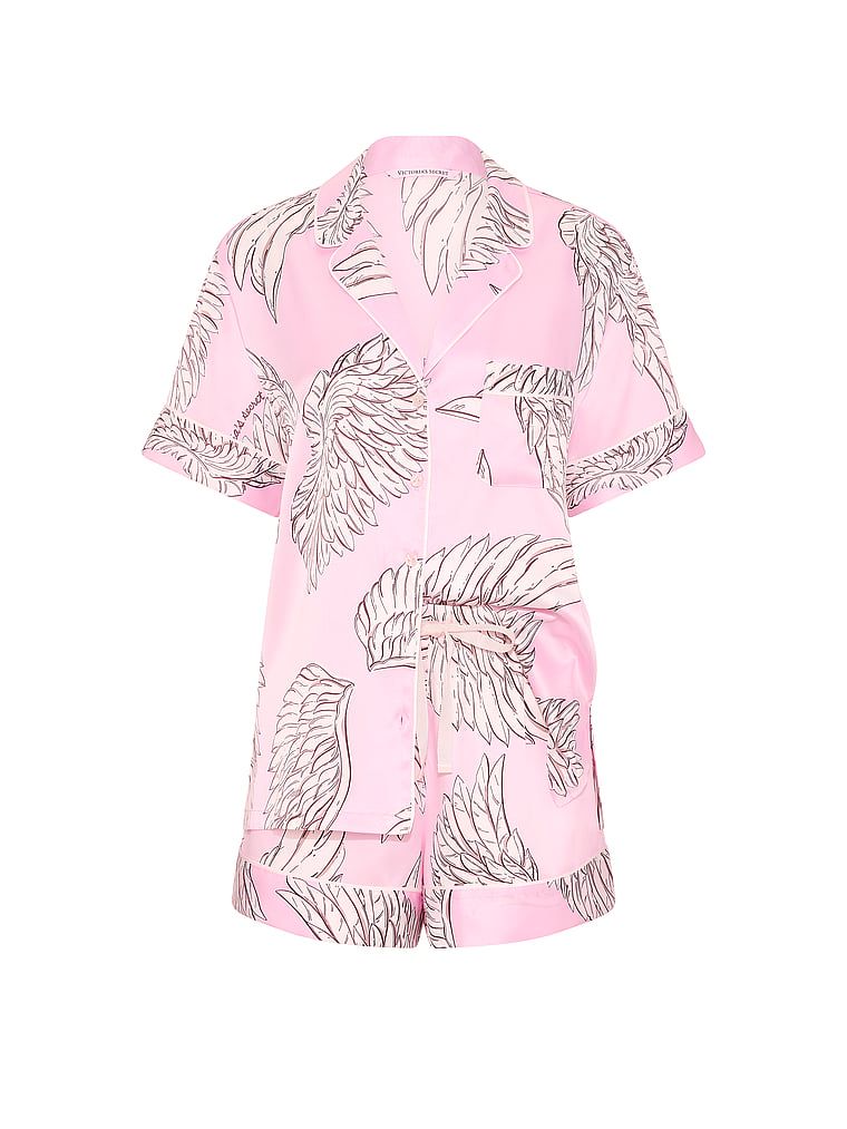 Piżama satynowa z szortami Signature. Produkt ma kolor wzorzysty i pochodzi z kolekcji Victoria's Secret. 