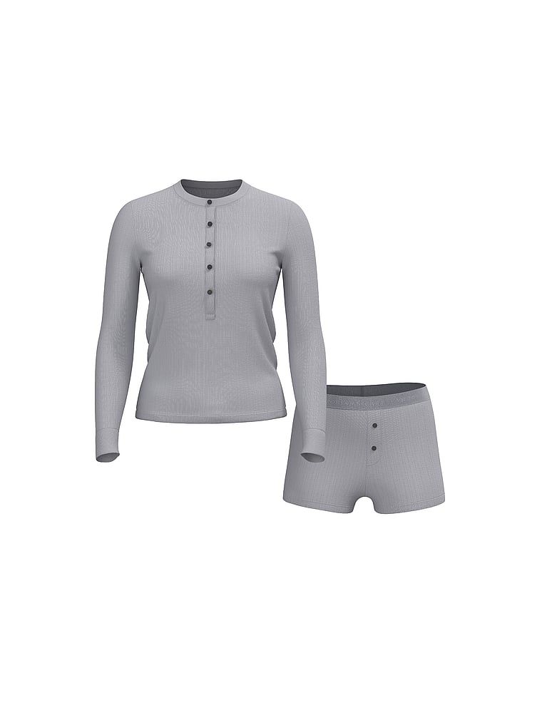 Piżama z długim rękawem i szortami Cozy Pointelle. Produkt ma kolor szary i pochodzi z kolekcji Victoria's Secret. 