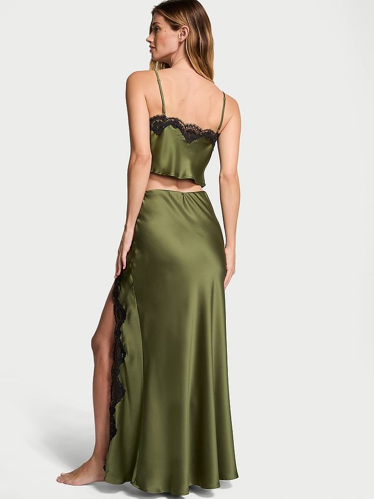 Zestaw satynowy - top i spódnica midi. Produkt ma kolor zielony i pochodzi z kolekcji Victoria's Secret. 