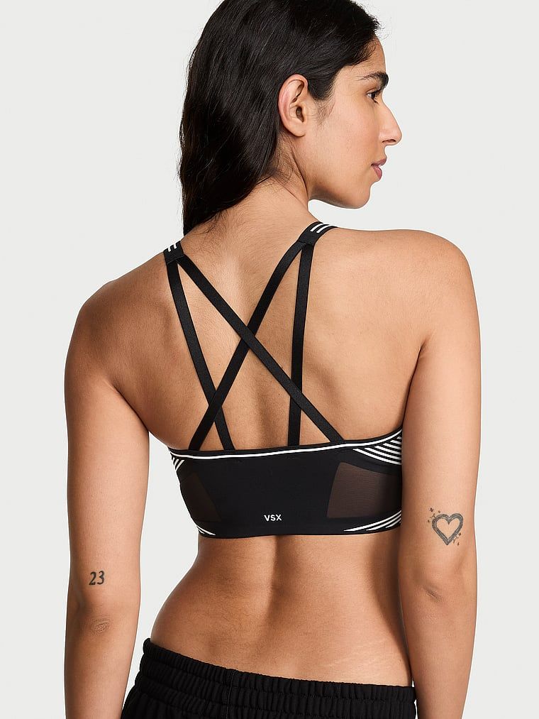 Biustonosz sportowy VSX Elevate Refined Contours. Produkt ma kolor czarny i pochodzi z kolekcji VSX. 