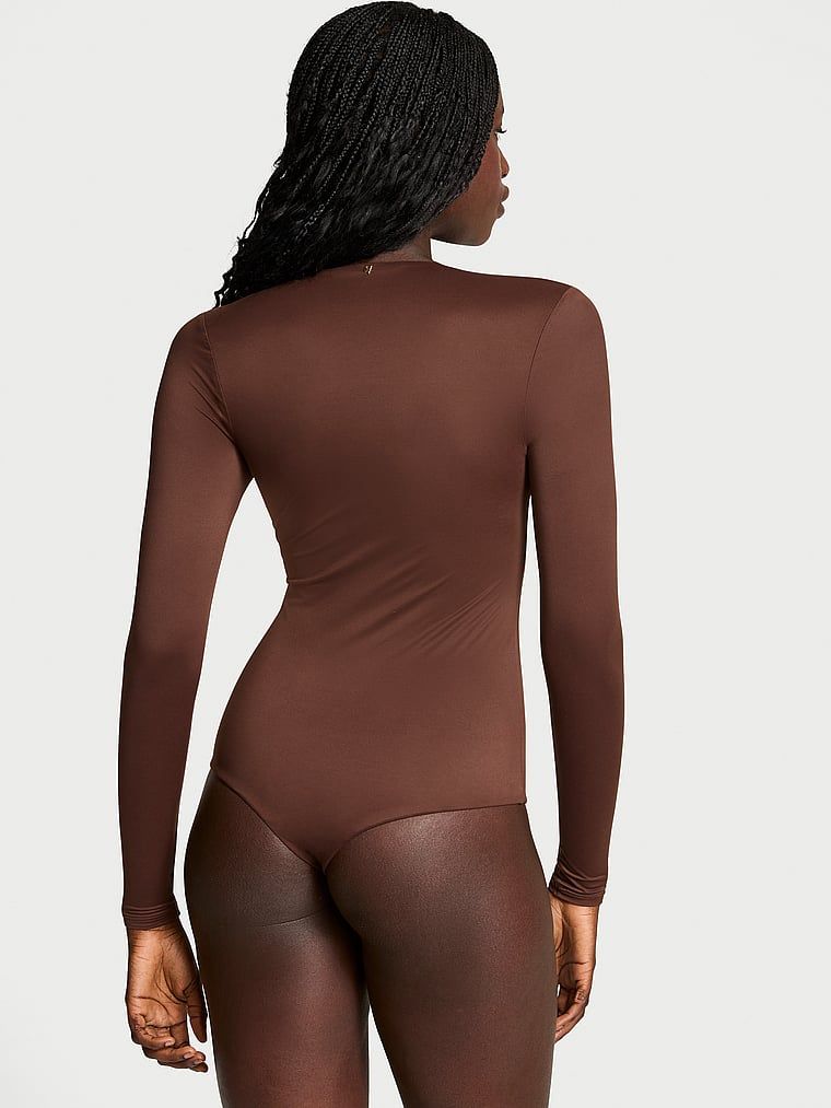 Body z głębokim dekoltem FeatherSoft BODYWEAR. Produkt ma kolor brązowy i pochodzi z kolekcji Victoria's Secret. 