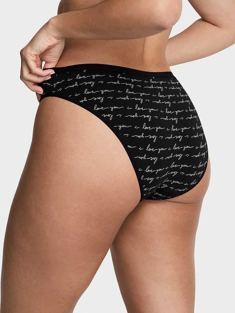 Majtki bawełniane Bikini. Produkt jest wzorzysty i pochodzi z kolekcji Victoria's Secret. 