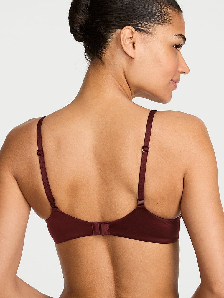 Biustonosz lekko usztywniany z mocno zabudowanymi miseczkami. Produkt ma kolor brązowy i pochodzi z kolekcji Body by Victoria. 
