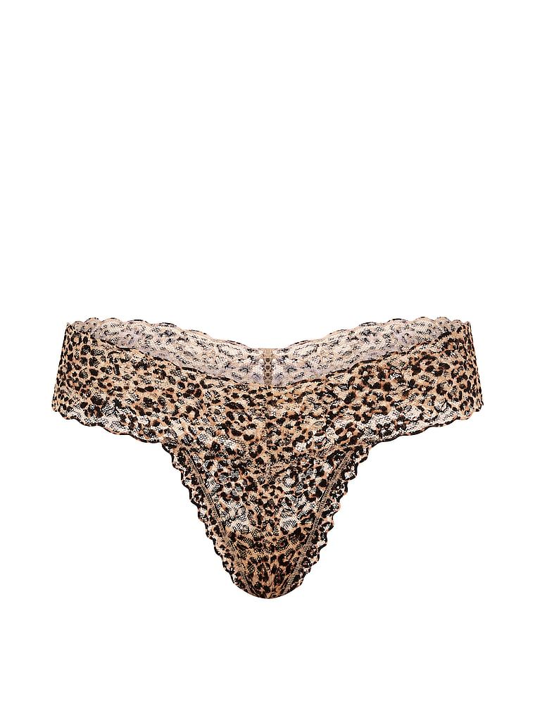 Stringi koronkowe Lace. Produkt ma kolor wzorzysty i pochodzi z kolekcji Lacie. 