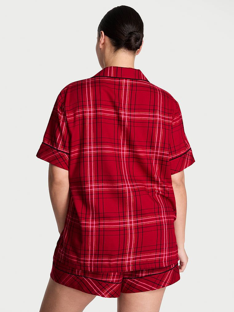 Flanelowa piżama z szortami. Produkt jest wzorzysty i pochodzi z kolekcji Victoria's Secret. 