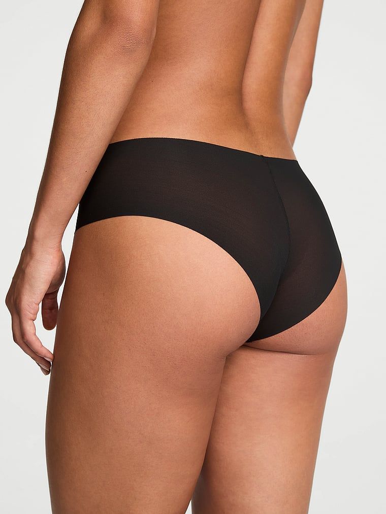 Majtki z siateczki No-Show Mesh Cheeky. Produkt ma kolor czarny i pochodzi z kolekcji No-Show. 