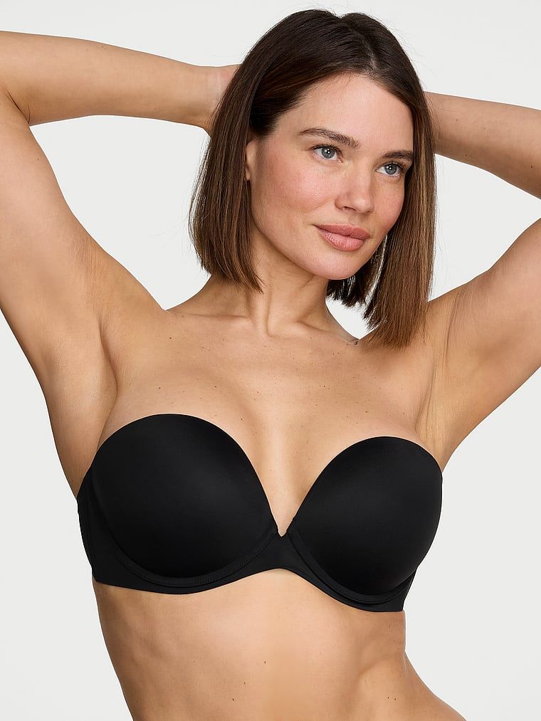 Biustonosz push-up bez ramiączek Strapless. Produkt ma kolor czarny i pochodzi z kolekcji Invisible by Victoria's Secret. 