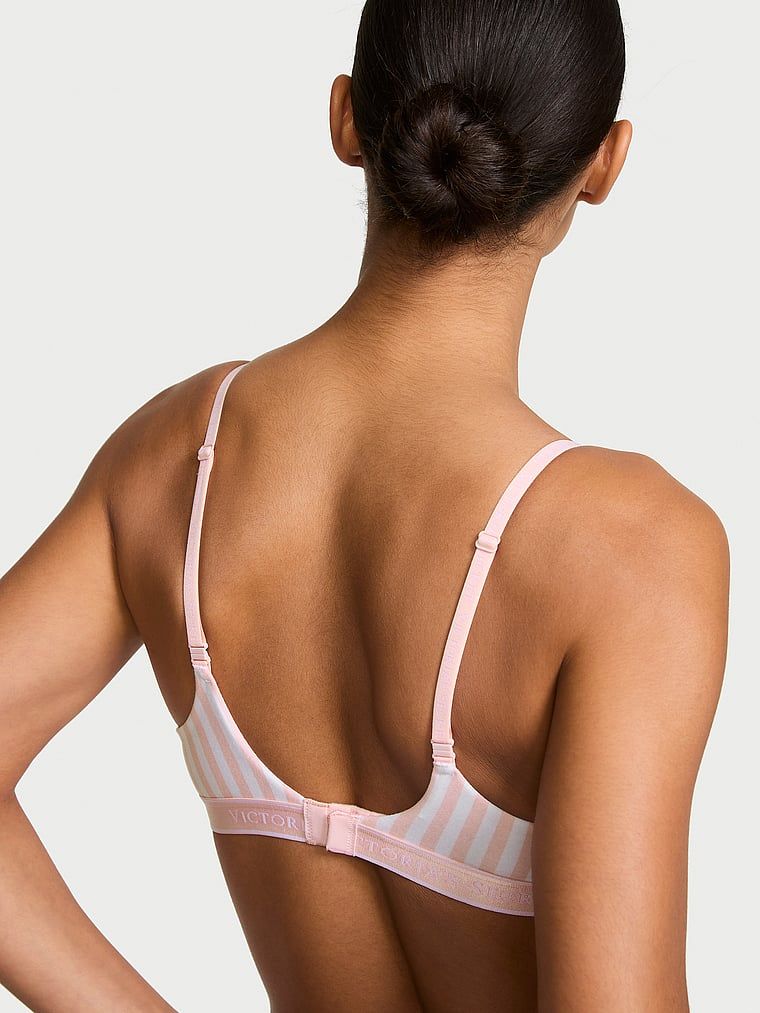 Biustonosz push-up bawełniany Perfect Shape. Produkt ma kolor wzorzysty i pochodzi z kolekcji T-shirt. 