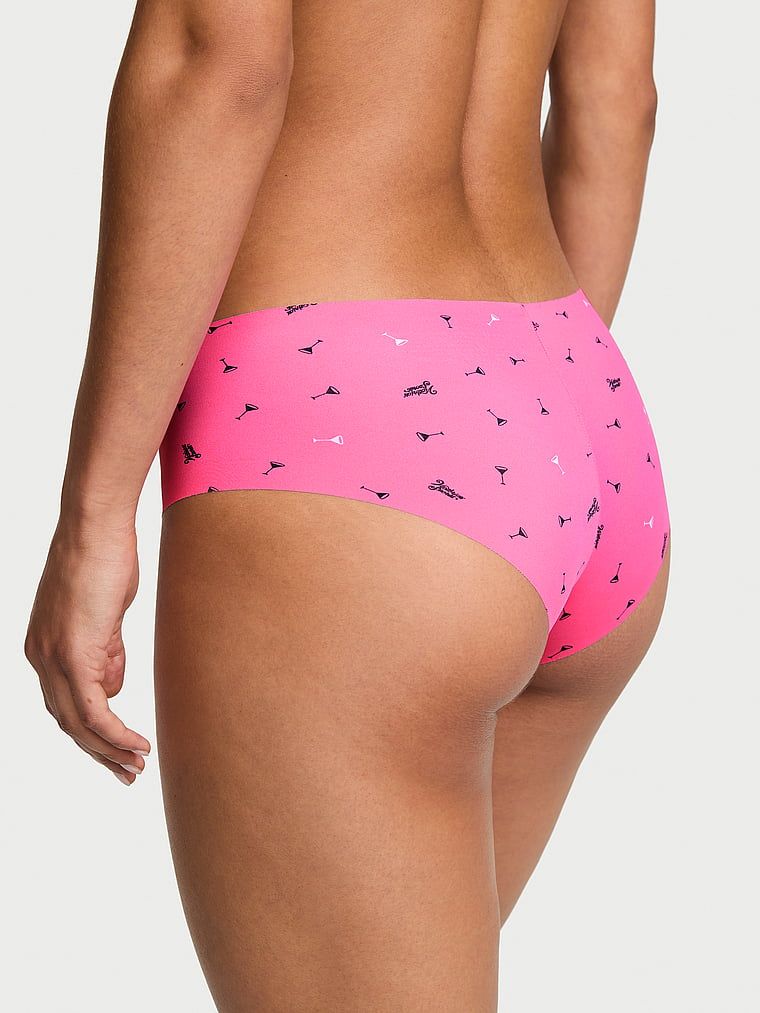 Majtki bezszwowe No-Show Cheeky. Produkt ma kolor wzorzysty i pochodzi z kolekcji No-Show. 